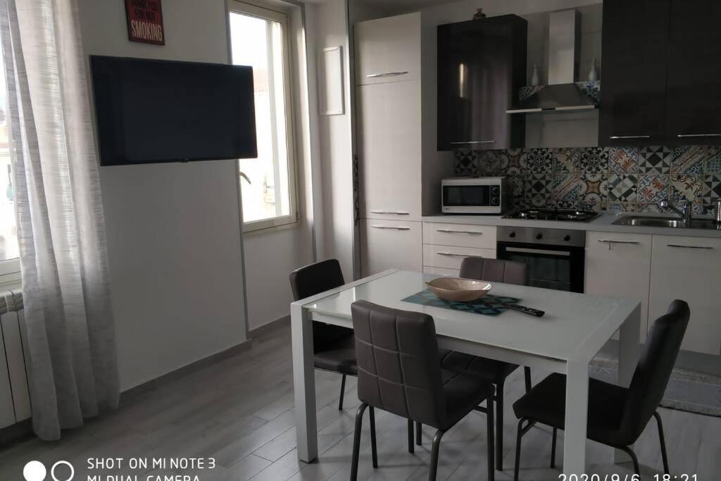 Home Sweet Home Appartamento Ricco Di Comfort Παλέρμο Εξωτερικό φωτογραφία